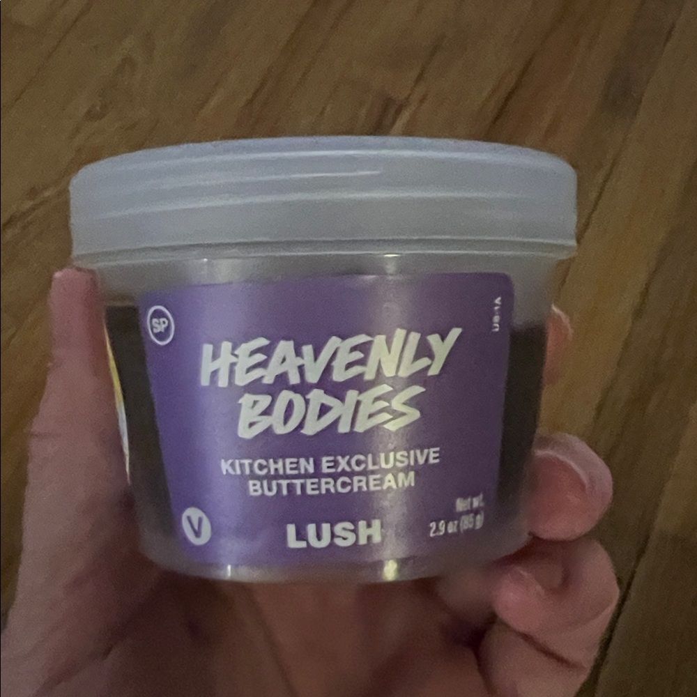 Lush Kitchen Exclusive Heavenly Bodies Buttercream Cleanser 2.9 Oz